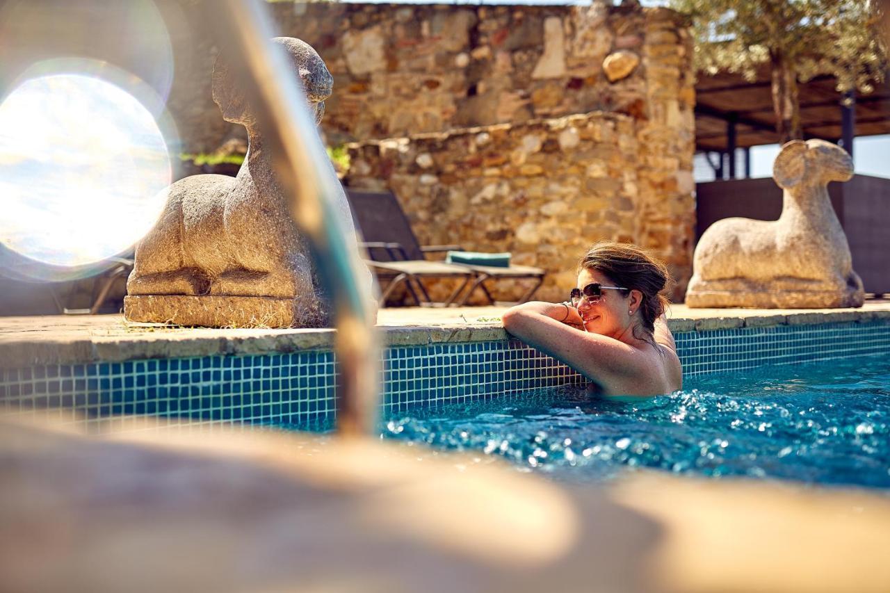 Hotel Castell D'Emporda La Bisbal d'Emporda Eksteriør billede